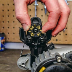 Work Sharp Sharpening Cassette KO Edition (SA0003011) -HOUSE OF KNIVES Sales SA0003011 Work Sharp KO Sharpening Cassette WS23032 3 77161.1688501486