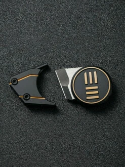 WE Knife Co. Quark Black And Gold (WE20021-1) -HOUSE OF KNIVES Sales WE210021 1 WE Knife Co Quark Black Gold WE210245 4 40799.1632508481